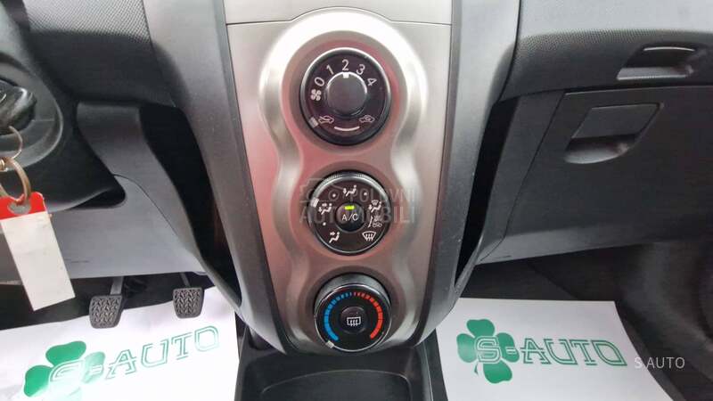 Toyota Yaris KREDlTl