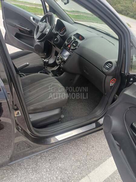 Opel Corsa D 
