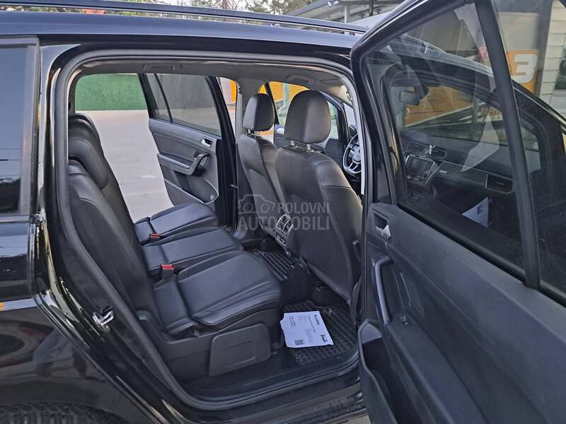 Volkswagen Touran 2.0 TDi
