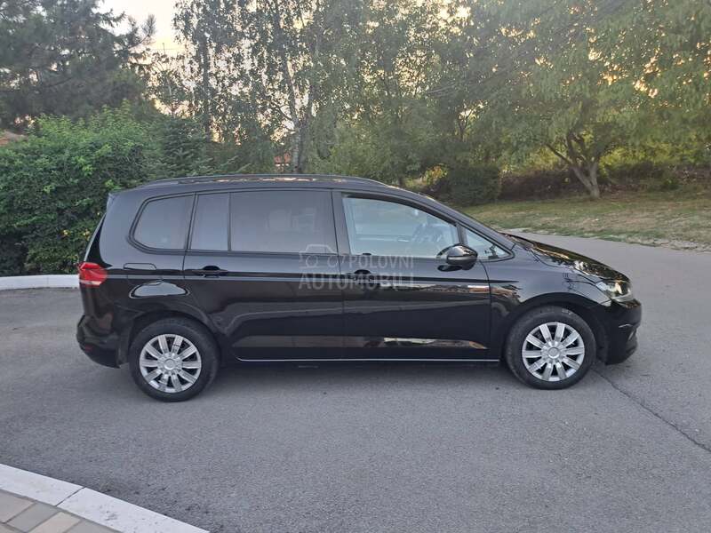 Volkswagen Touran 2.0 TDi