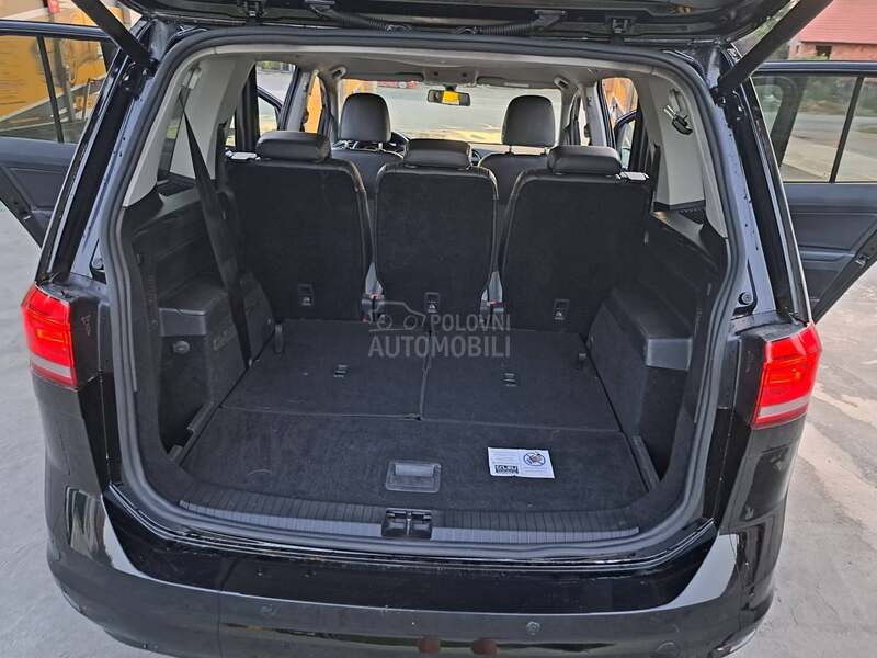 Volkswagen Touran 2.0 TDi