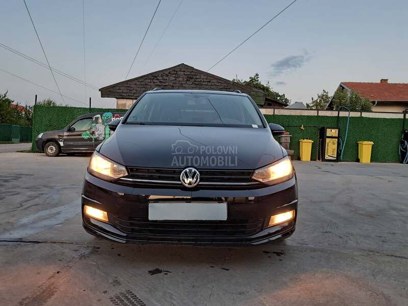 Volkswagen Touran 2.0 TDi