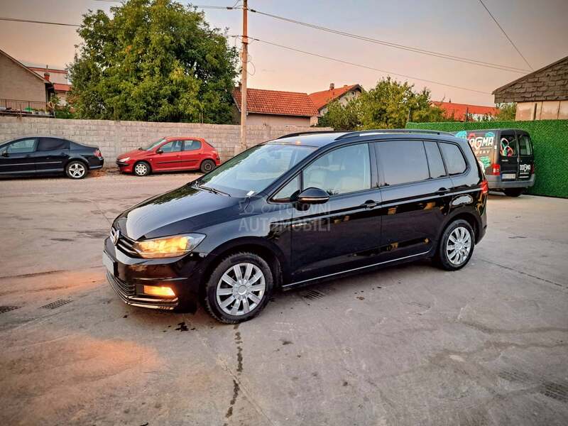 Volkswagen Touran 2.0 TDi