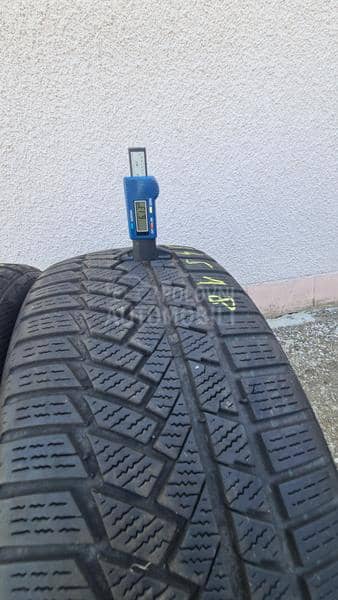 Continental 235/45 R18 Zimska