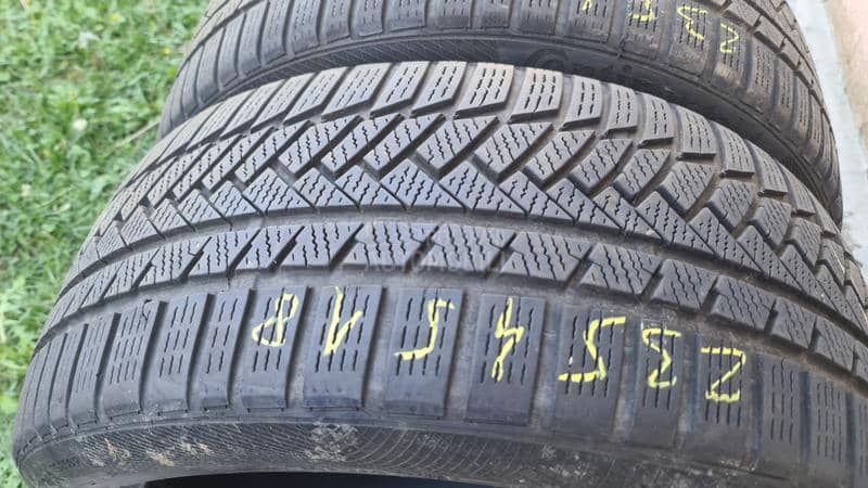 Continental 235/45 R18 Zimska