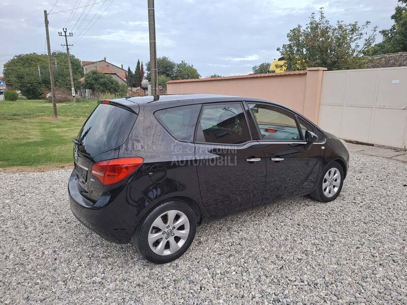 Opel Meriva 1.7 cdti.cosmo
