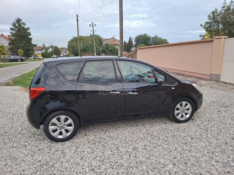 Opel Meriva 1.7 cdti.cosmo