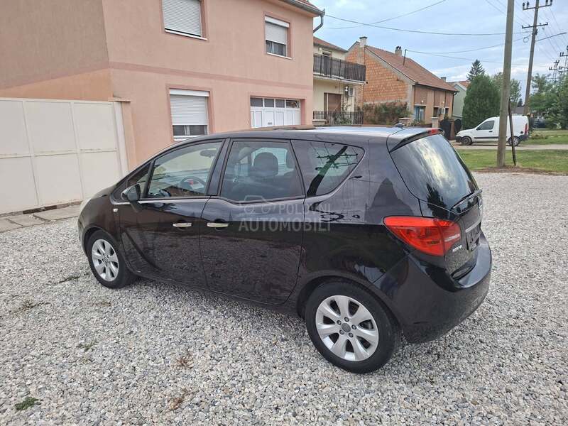 Opel Meriva 1.7 cdti.cosmo