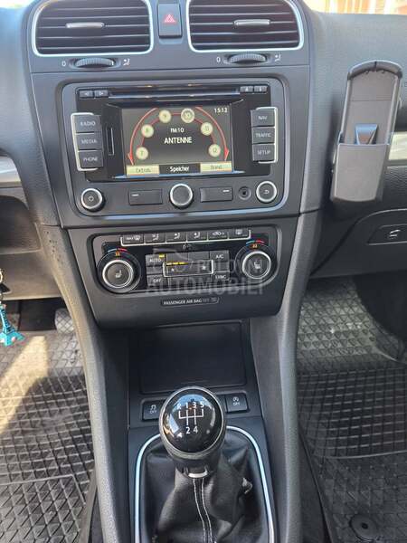 Volkswagen Golf 6 1.6tdi 77k.w/nav/alu