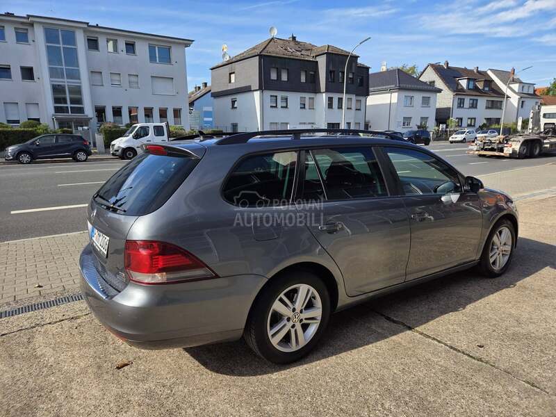 Volkswagen Golf 6 1.6tdi 77k.w/nav/alu