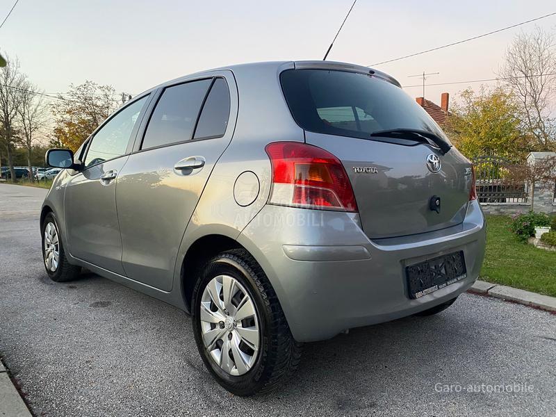 Toyota Yaris 1.33VVTI SVAJCARSKA