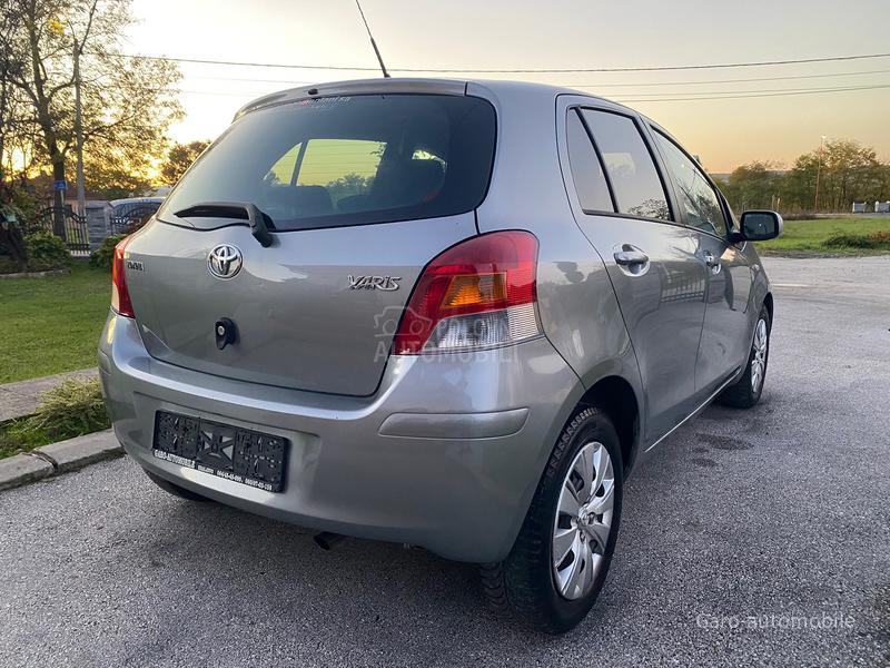 Toyota Yaris 1.33VVTI SVAJCARSKA