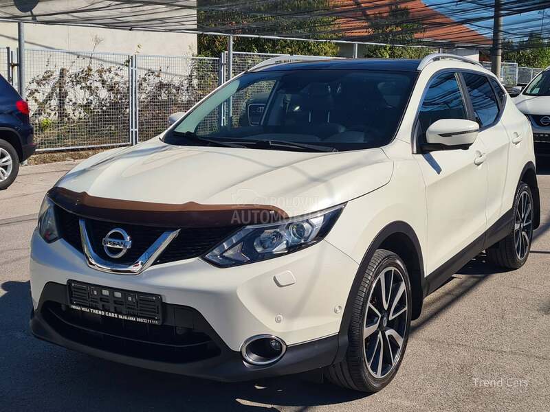 Nissan Qashqai 1.2TEKNA PANON A V I