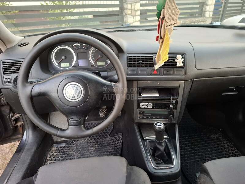 Volkswagen Golf 4 