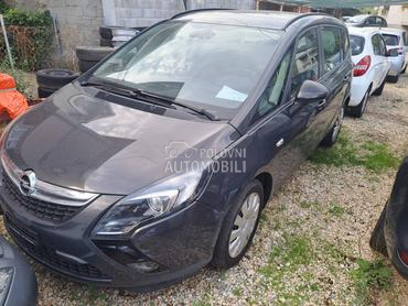 Opel Zafira 1.4 b