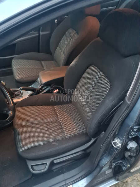 Peugeot 407 1.6 HDI