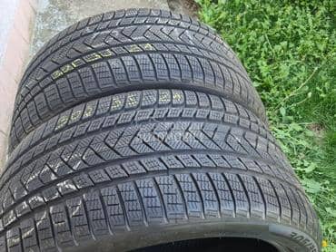 Pirelli 305/35 R21 Zimska