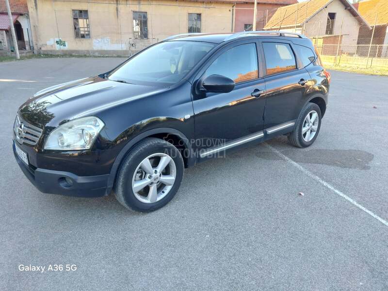 Nissan Qashqai + 2 