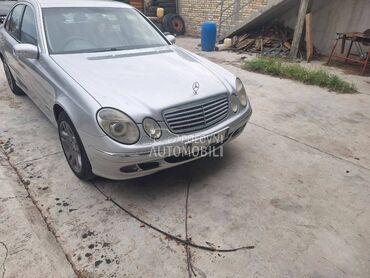 Delovi za Mercedes Benz E 220 