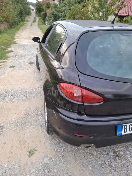 Alfa Romeo 147 t o p