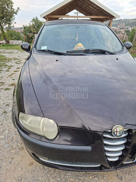 Alfa Romeo 147 t o p