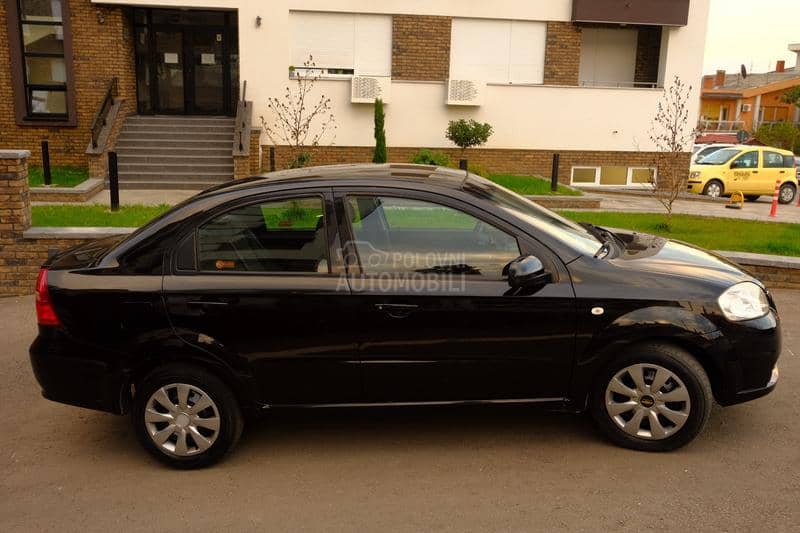 Chevrolet Aveo 