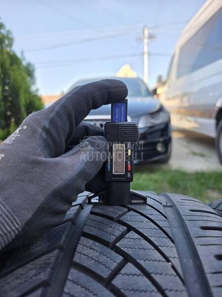 Ostalo 255/35 R19 Zimska