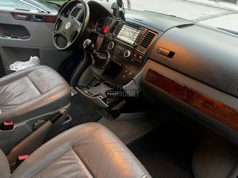 Volkswagen Multivan HIGHLINE