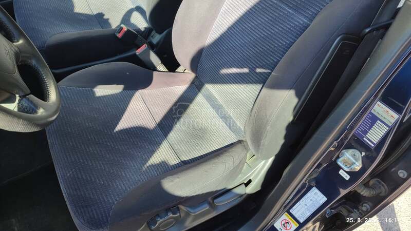 Honda Stream 2.0 V-tec
