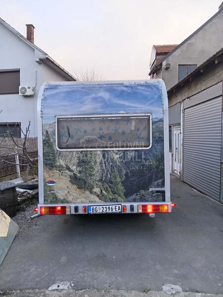 Mercedes Benz 207d