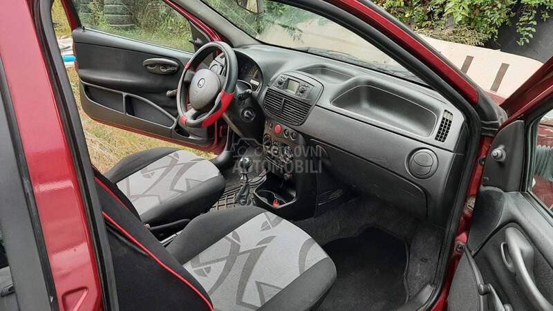 Fiat Punto 1.2 8v
