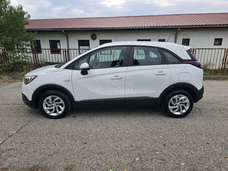 Opel Crossland X  1.2B   LED/  NOV