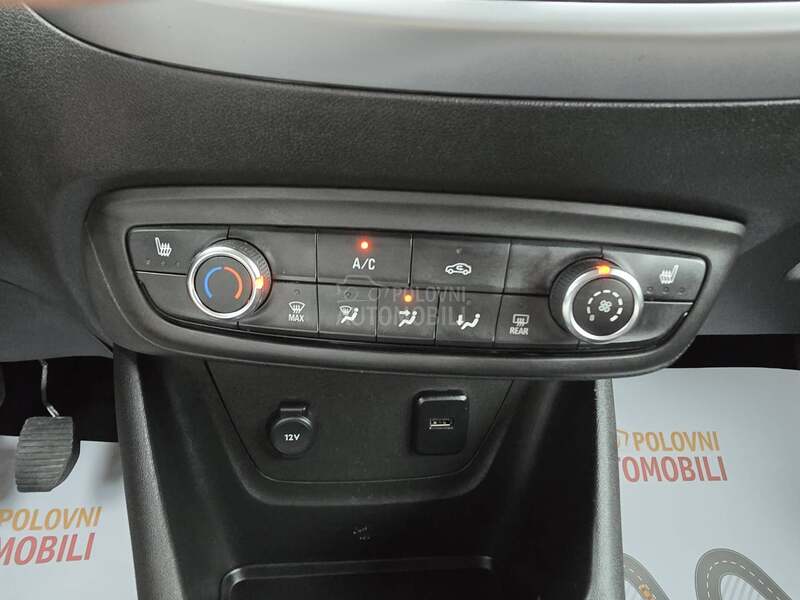 Opel Crossland X  1.2B   LED/  NOV