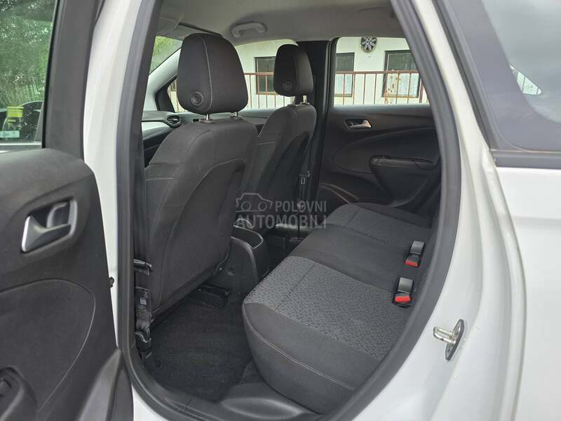 Opel Crossland X  1.2B   LED/  NOV