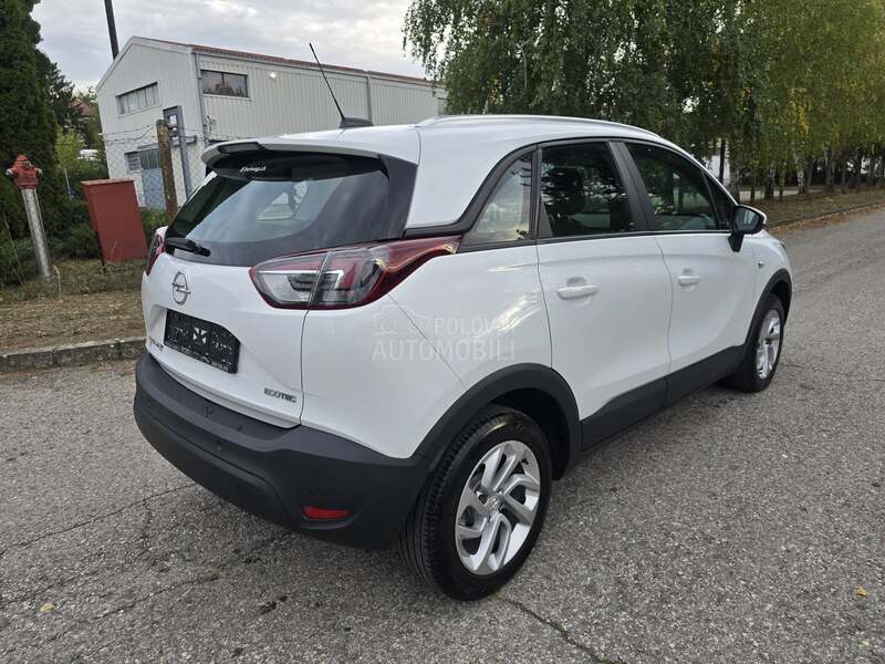Opel Crossland X  1.2B   LED/  NOV