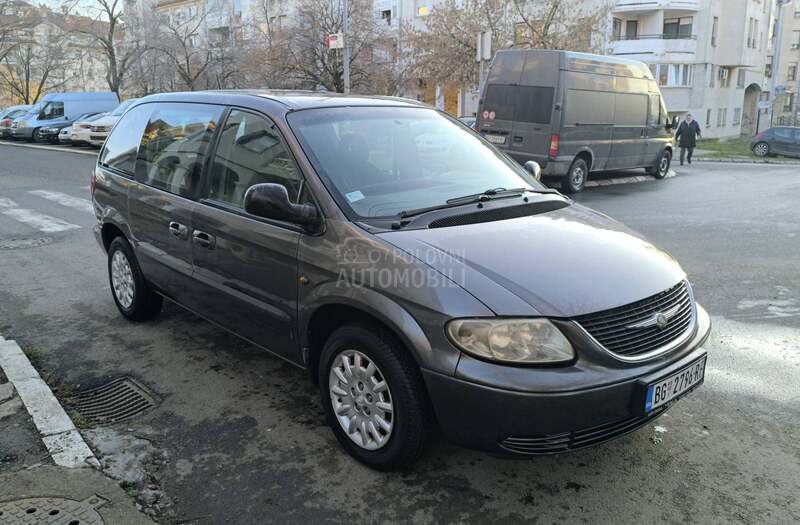 Chrysler Voyager 