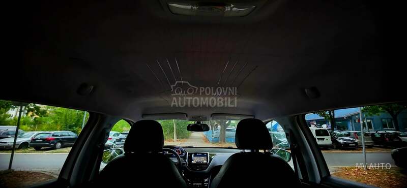 Peugeot 2008 1.6 BLU FELINE 100hp