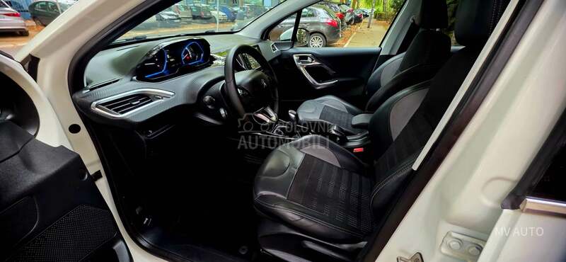 Peugeot 2008 1.6 BLU FELINE 100hp
