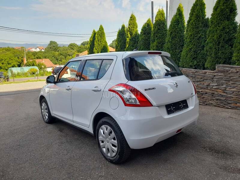 Suzuki Swift 4x4 UV0Z/CH kao NOOV