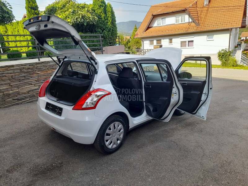 Suzuki Swift 4x4 UV0Z/CH kao NOOV
