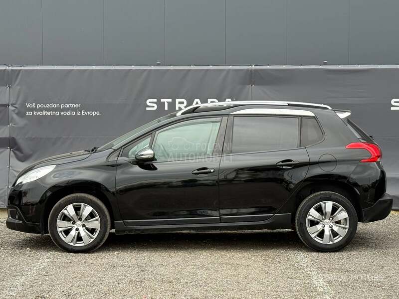 Peugeot 2008 1.6 HDI ALLURE NAVY
