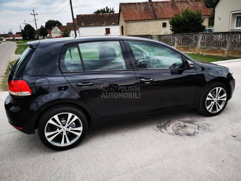 Volkswagen Golf 6 2.0tdi.