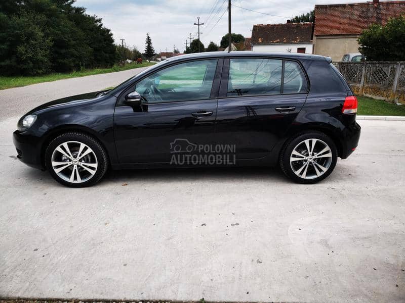 Volkswagen Golf 6 2.0tdi.