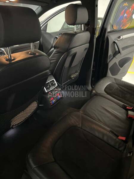 Audi Q7 3.0 S-LINE
