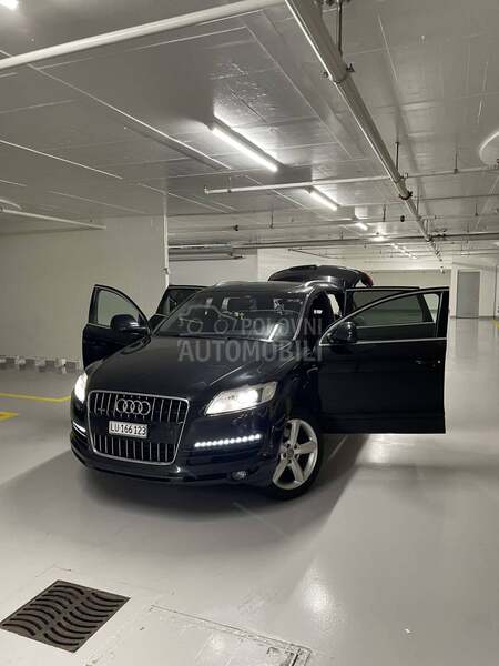 Audi Q7 3.0 S-LINE