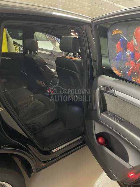 Audi Q7 3.0 S-LINE