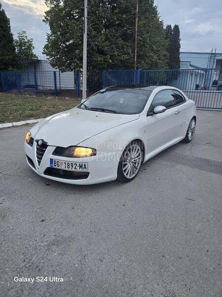 Alfa Romeo GT 