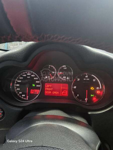 Alfa Romeo GT 