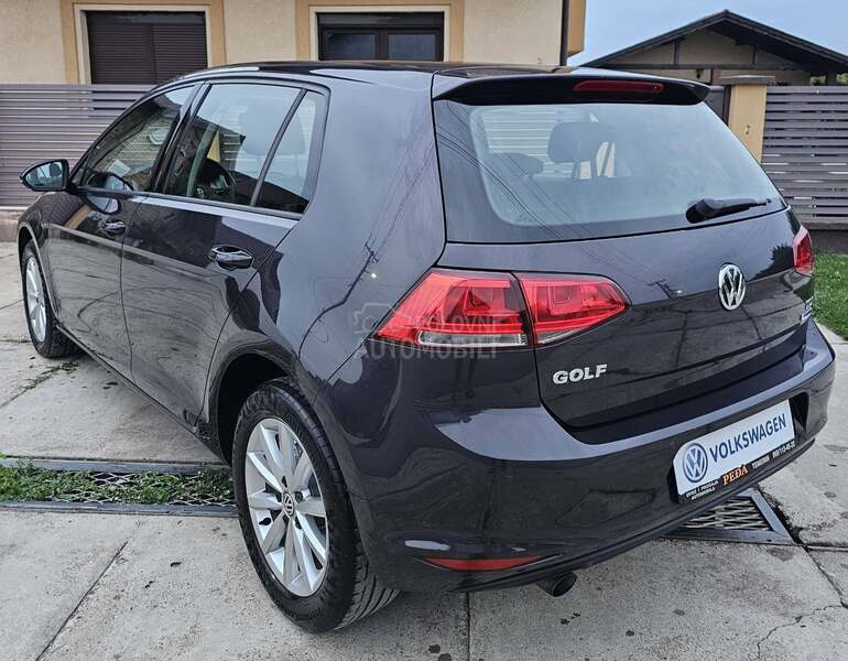 Volkswagen Golf 7 //LOUNGE