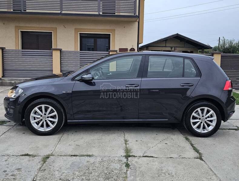 Volkswagen Golf 7 //LOUNGE
